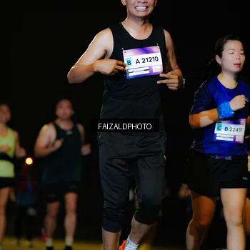 Runner Photo 7465428