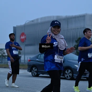 Runner Photo 7465429