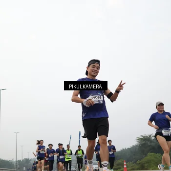 Runner Photo 7465484