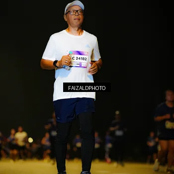 Runner Photo 7465514