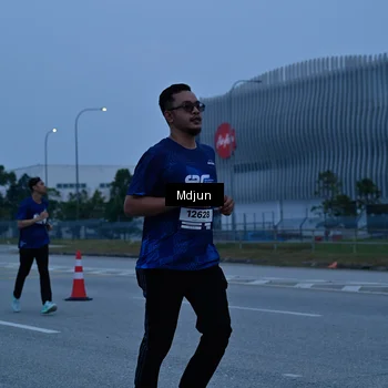 Runner Photo 7465557