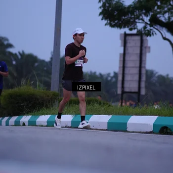 Runner Photo 7465566