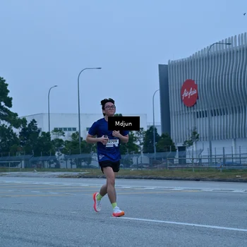 Runner Photo 7465573