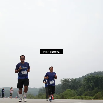 Runner Photo 7465576