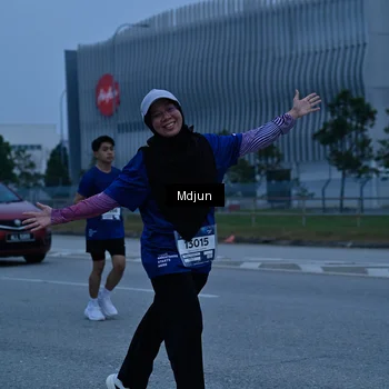 Runner Photo 7465603