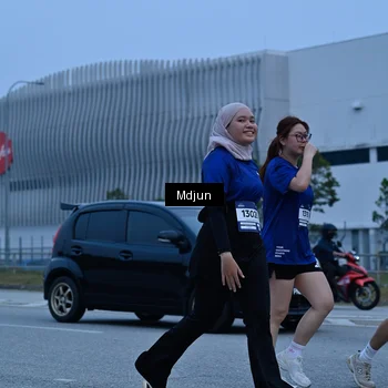 Runner Photo 7465668