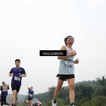 Runner Photo 7465769