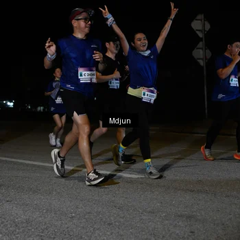 Runner Photo 7465788