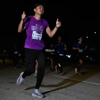 Runner Photo 7465811