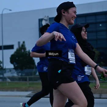 Runner Photo 7465818