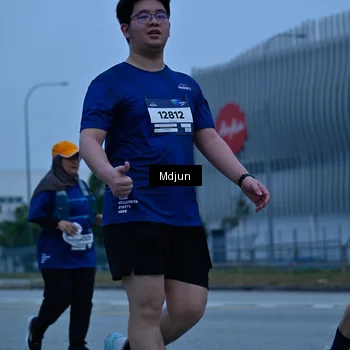 Runner Photo 7465823