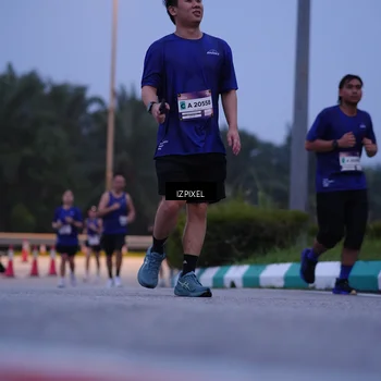 Runner Photo 7465871