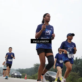 Runner Photo 7465888