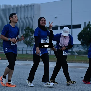 Runner Photo 7465941