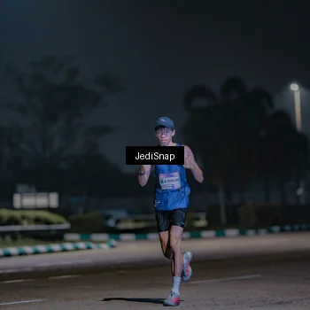 Runner Photo 7465979