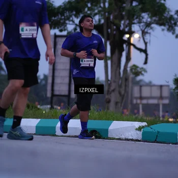 Runner Photo 7465991