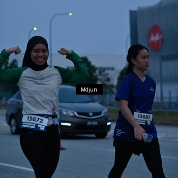 Runner Photo 7465998