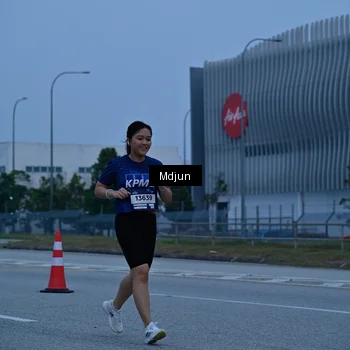 Runner Photo 7466027