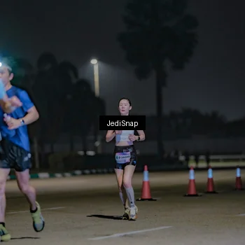 Runner Photo 7466038