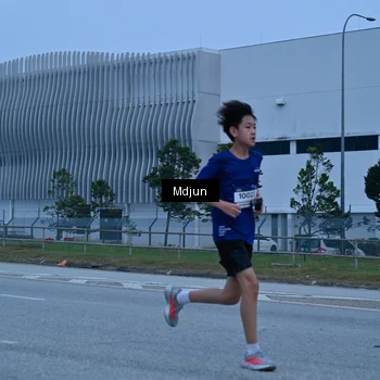 Runner Photo 7466045
