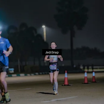 Runner Photo 7466073