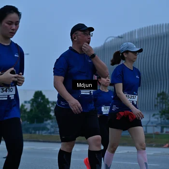 Runner Photo 7466090