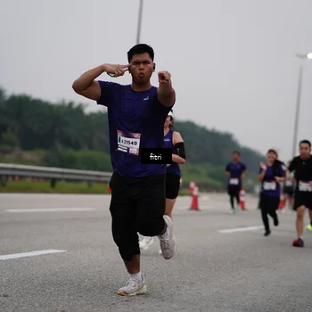 Runner Photo 7466114