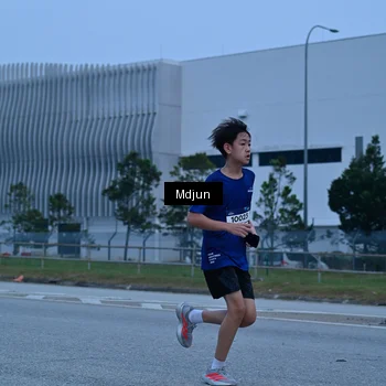 Runner Photo 7466187