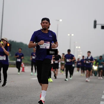Runner Photo 7466190