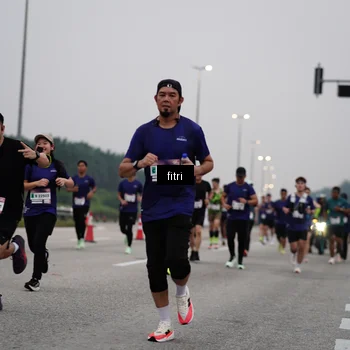 Runner Photo 7466192