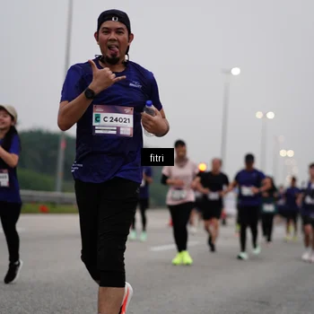 Runner Photo 7466197