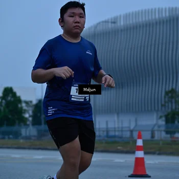 Runner Photo 7466207