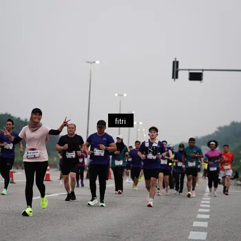 Runner Photo 7466216