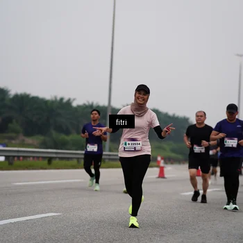 Runner Photo 7466248