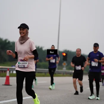 Runner Photo 7466266