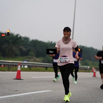 Runner Photo 7466270