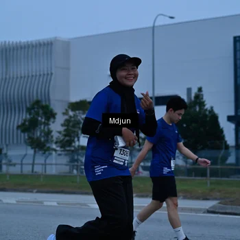 Runner Photo 7466274