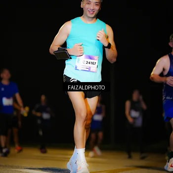 Runner Photo 7466276