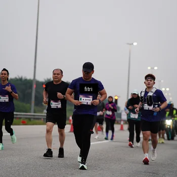 Runner Photo 7466324