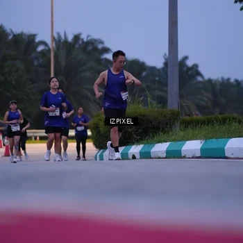 Runner Photo 7466328