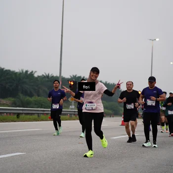 Runner Photo 7466338