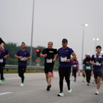 Runner Photo 7466340