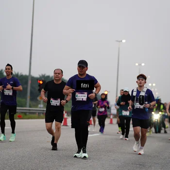 Runner Photo 7466342