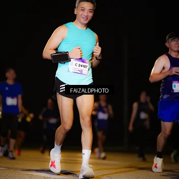 Runner Photo 7466349