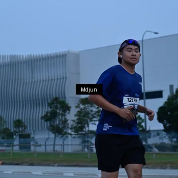 Runner Photo 7466360