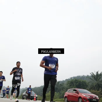 Runner Photo 7466362