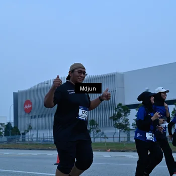 Runner Photo 7466376