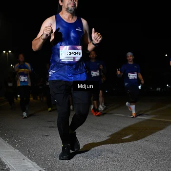 Runner Photo 7466384
