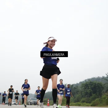 Runner Photo 7466396