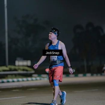 Runner Photo 7466408